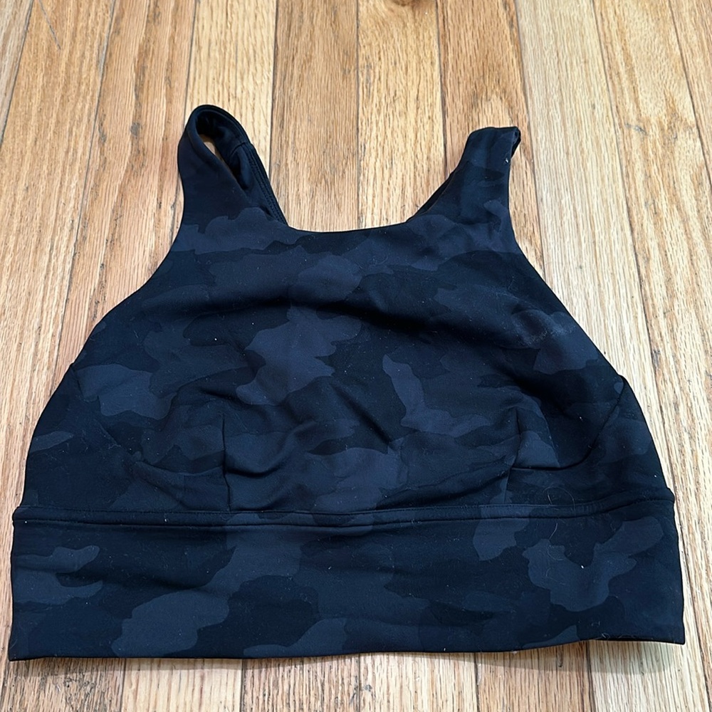 Lululemon wunder train high neck bra